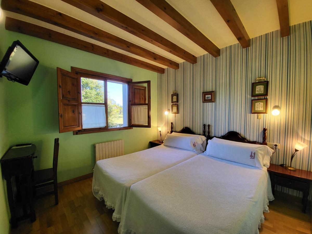 La Biesca Sebrenu Hotel Рибадесела Екстериор снимка